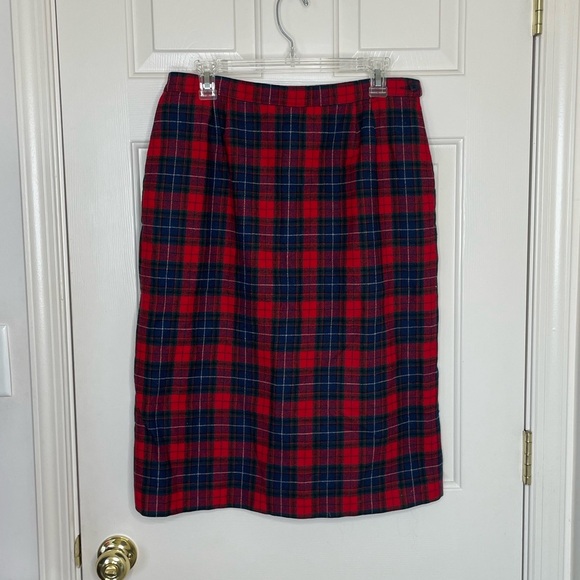 Vintage Pendleton Wool Plaid Skirt Red Navy green Tartan Knee Length | 14 - Picture 1 of 12